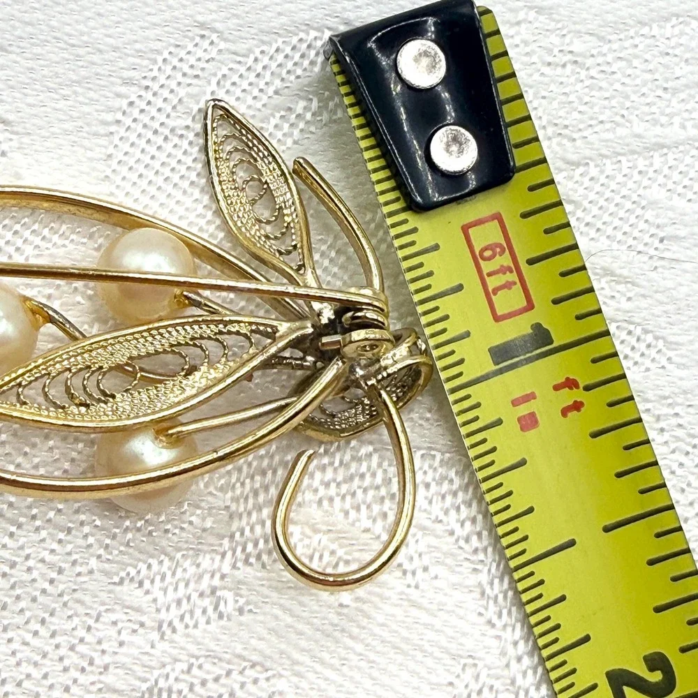 Vintage Filigree Brooch Flower Bouquet Wire Gilded Metal Wire w/ Faux Pearls